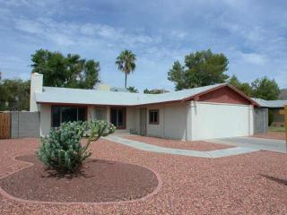 12822 28th St, Phoenix, AZ 85032-6948