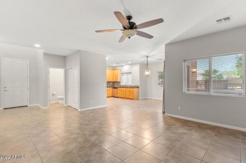 7312 18th Ln, Phoenix AZ  85041 exterior