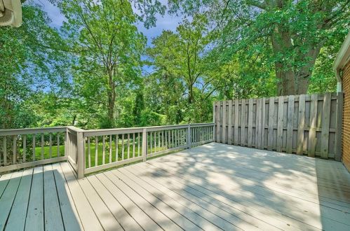 1348 Merry Ln, Atlanta GA 30329-3906 exterior