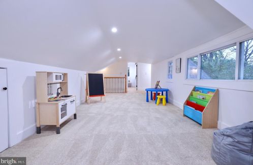 3016 Thayer St, Washington DC  20018-2505 exterior