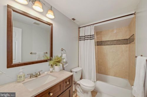 1936 4th St, Washington DC  20002-1251 exterior