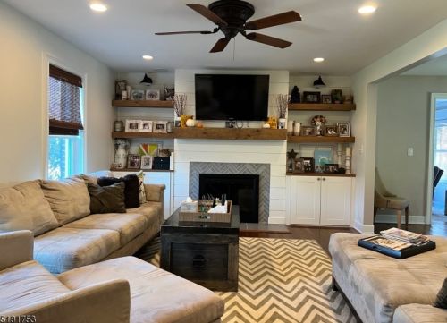 220 Parsippany Rd, Whippany NJ  07981-1124 exterior