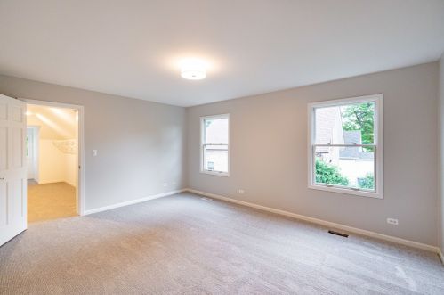 254 3rd St, Elmhurst IL  60126-2460 exterior