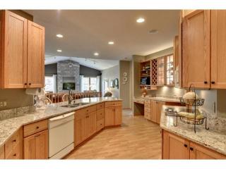 8 Baillon Ln, St Marys Point, MN 55043-8714