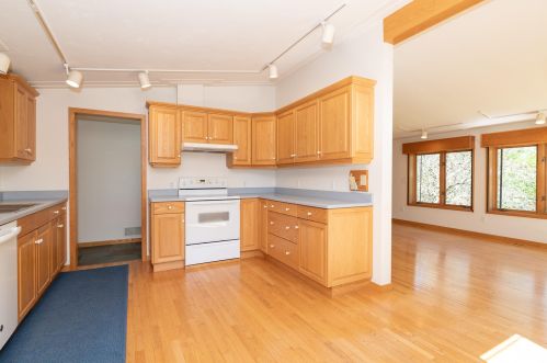 6450 2 St, Kalamazoo MI 49007-4909 exterior