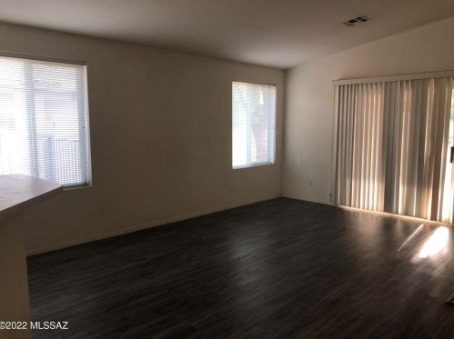 8920 Majestic Mountain Dr, Tucson AZ  85742-4502 exterior