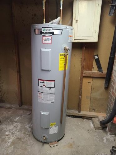 115 Migeon Ave, Torrington CT 06790-4525 exterior