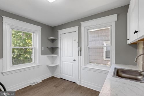 565 Jefferson Ave, Pottstown PA 19464-4721 exterior