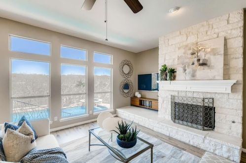 9304 Evening Primrose Path, Austin TX 78750-3546 exterior