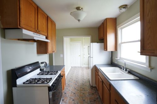 1902 17 Ave, Broadview IL 60153-1854 exterior