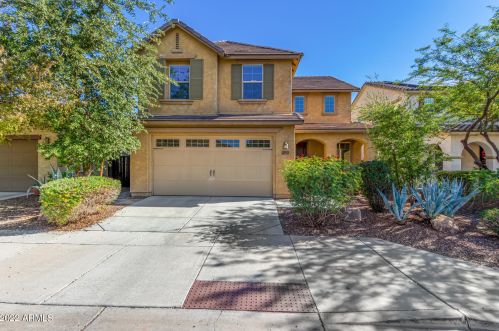 25121 55th Dr, Phoenix, AZ 85083-4311