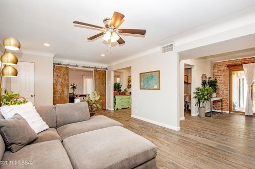 5793 19th St, Tucson, AZ 85711-5124