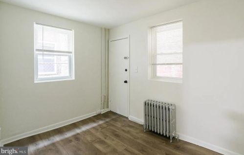 1902 5th St, Philadelphia PA  19122-2123 exterior