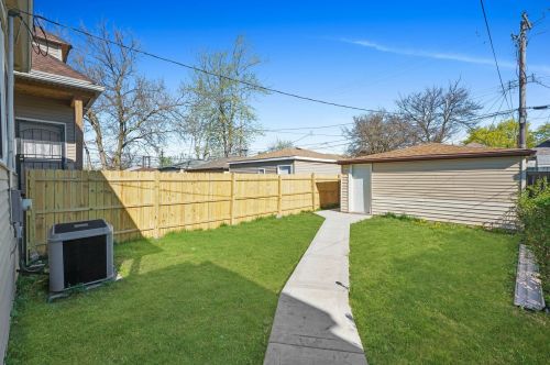 2102 71st St, Chicago IL  60649-2104 exterior