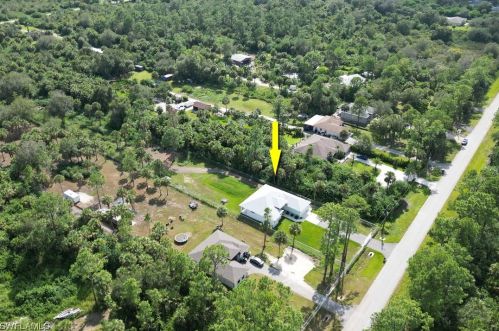 4450 16 Ave, Naples FL 34120-2366 exterior