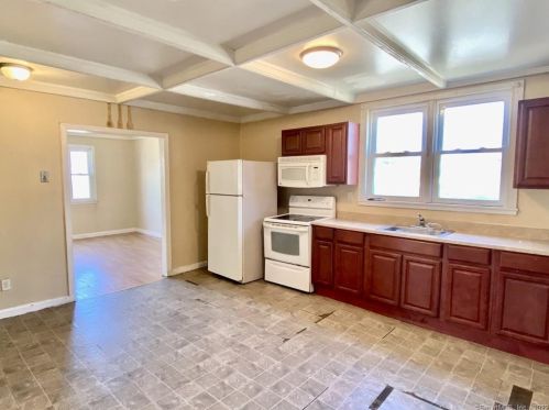 79 Newington Ave, New Britain CT  06051-2107 exterior