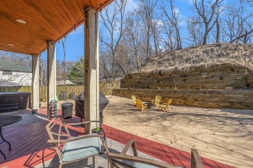 665 Shelby St, Gary IN 46403-2254 exterior