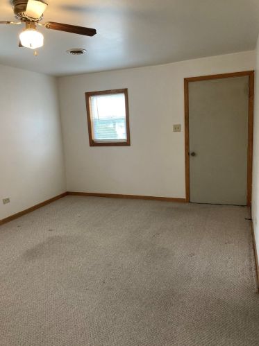 829 Elizabeth St, Joliet, IL 60435-4601