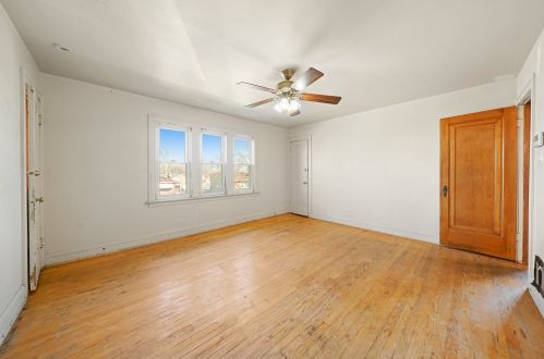 9540 Lowe Ave, Chicago IL 60628-7435 exterior