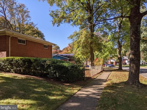 1801 Ladd St, Silver Spring MD  20902-3524 exterior