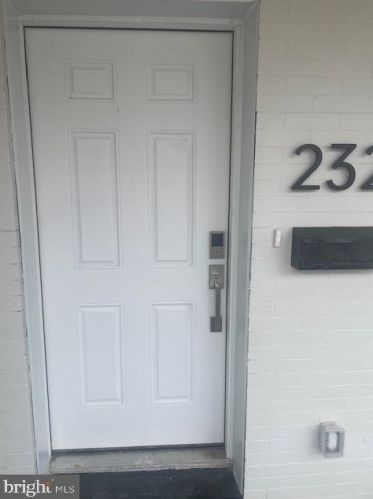 232 Edgewood St, Philadelphia PA 19139-2323 exterior