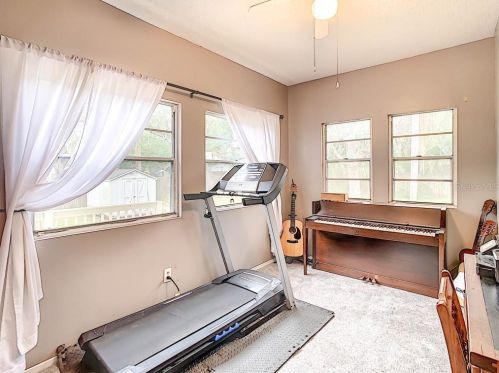 918 Shadowlawn Ave, Tampa FL 33603-2327 exterior