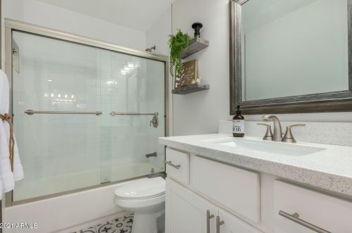 2502 22 Ave, Phoenix AZ 85009-1926 exterior