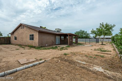 18025 31st Dr, Phoenix AZ  85053-1601 exterior