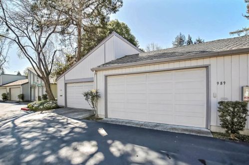 989 Lakeshire Ct, San Jose, CA 95126-3914