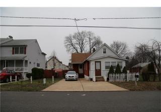 22 Cherry St, Edison NJ  08817-4817 exterior