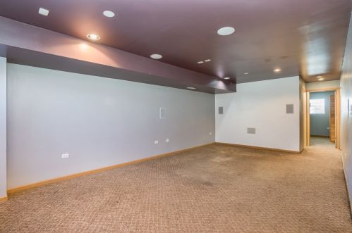 7215 Vincennes Ave, Chicago IL 60653-3410 exterior