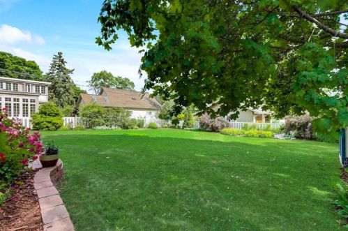 6621 Wisconsin Ave, Milwaukee WI 53213-3914 exterior