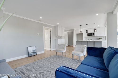 220 Bay Dr, Berkeley Township NJ 08721-3119 exterior