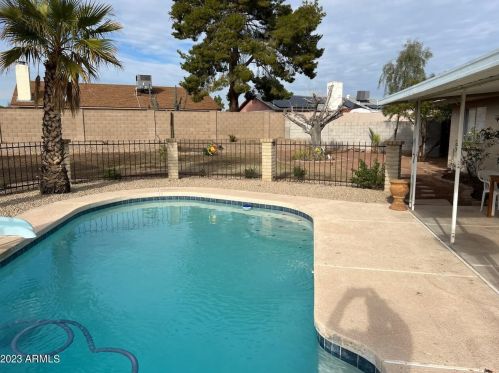 12840 39th Ln, Phoenix AZ  85029-1905 exterior