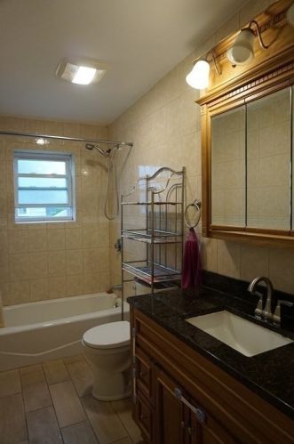 52 Royal St, Quincy MA  02170-2112 exterior