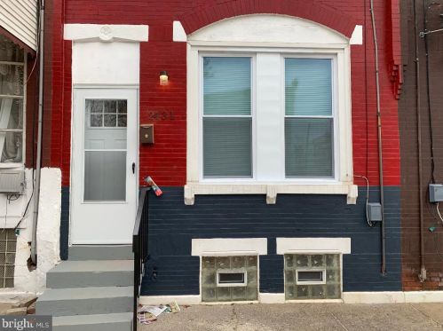 2431 Carlisle St, Philadelphia PA 19132-0040 exterior