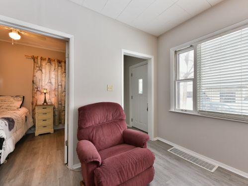 2712 Normandy Ave, Chicago, IL 60707-2226