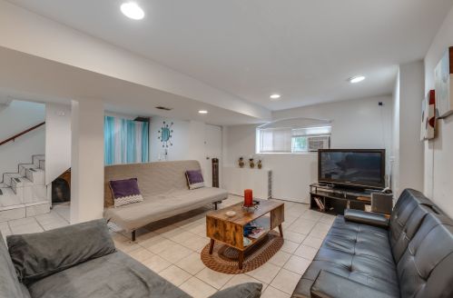 5117 Barry Ave, Chicago IL 60634-4966 exterior