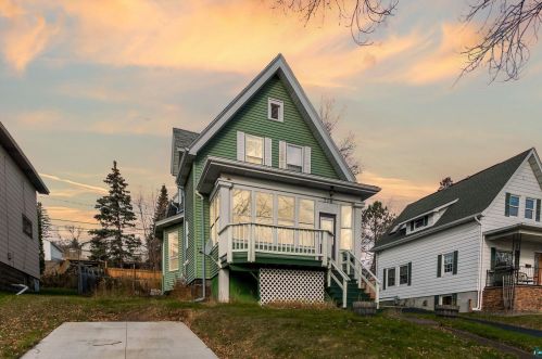 715 12 St, Duluth MN 55805-1412 exterior