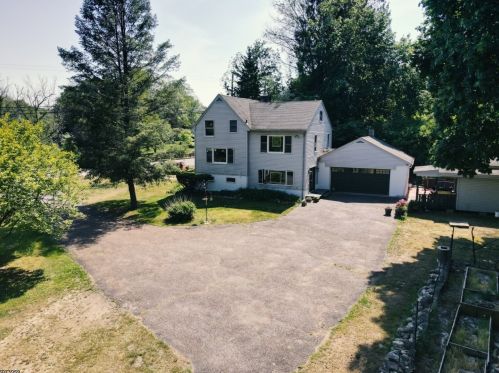 613 Berkshire Valley Rd, Wharton, NJ 07885-1100