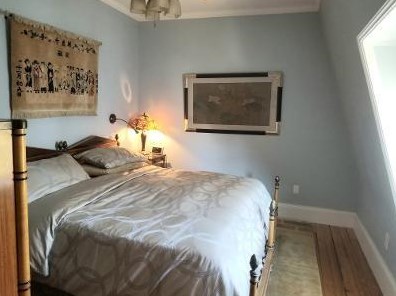 14 Ayrault St, Middletown RI 02840-2771 exterior