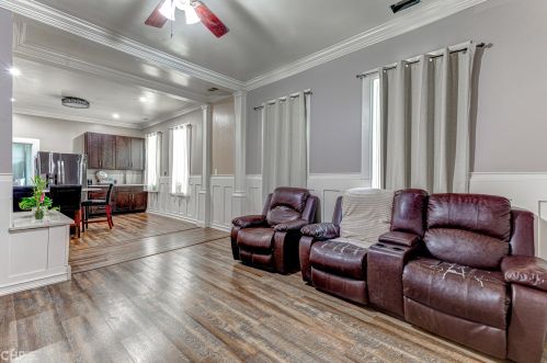 5354 Marshfield Ave, Chicago IL 60620-4958 exterior