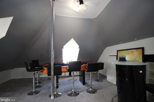 80 Ridgeway Ave, Manor PA 19036-1924 exterior