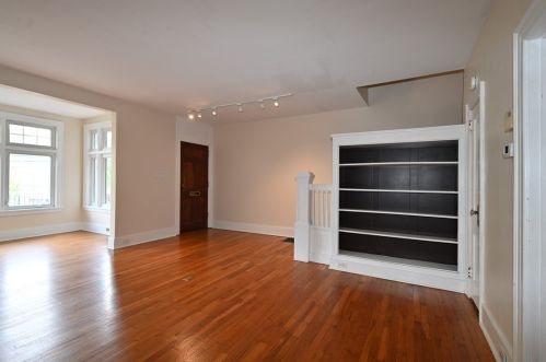 1122 King Ave, Pittsburgh PA 15206-1436 exterior