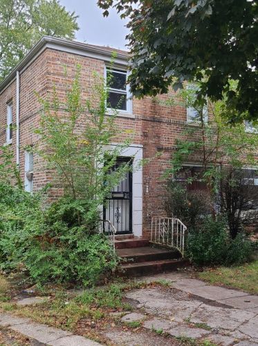 46 91st St, Chicago, IL 60620-0014