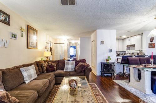 721 Edpas Rd, New Brunswick NJ 08901-3813 exterior