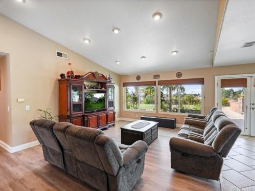 2416 Camino Del Sol, Fullerton CA 92833-1324 exterior