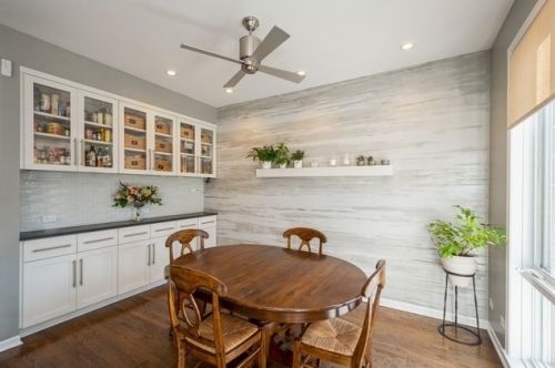 1427 Plymouth Ct, Chicago IL 60605-2862 exterior