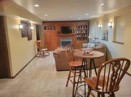 911 43 St, Manitowoc WI 54220-3012 exterior