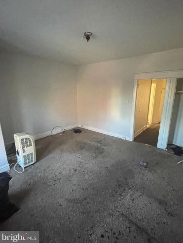 6712 18 St, Philadelphia PA 19140-1014 exterior